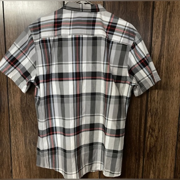 Men’s Marc Ecko Large Button Up Short Sleeve Shirt Pre-Owned - Picture 2 of 4